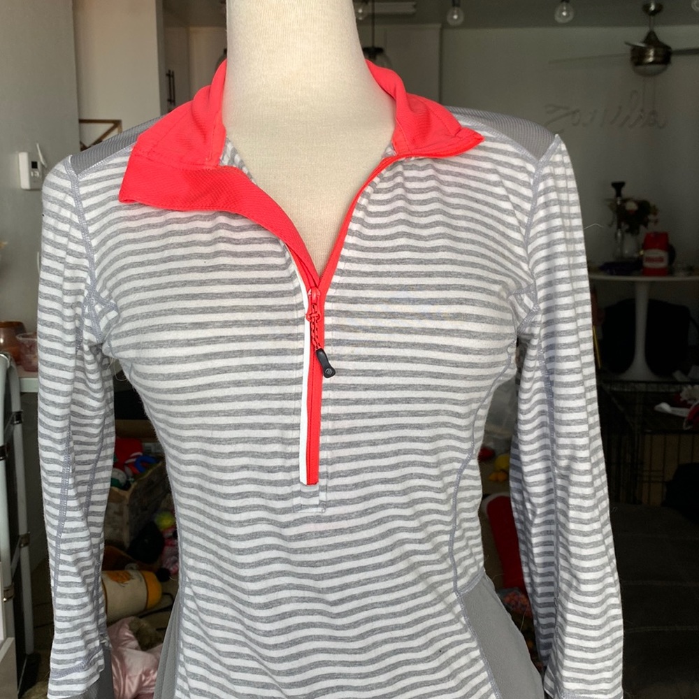 Workout Pullover